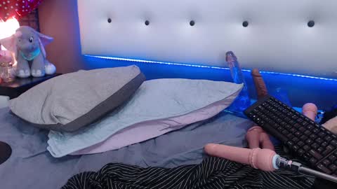 Snapshot of natasha26_ chatting on February 1, 2025, 9:00 am Natasha online show from February 1, 2025, 9:00 am