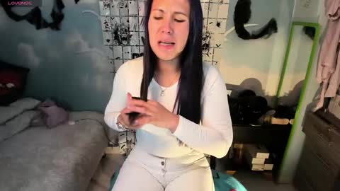 Natasha Bernett online show from October 16, 2025, 11:17 pm