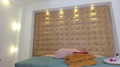 Snapshot of natasha_calypso chatting on January 31, 2025, 3:00 pm online show from January 31, 2025, 3:00 pm