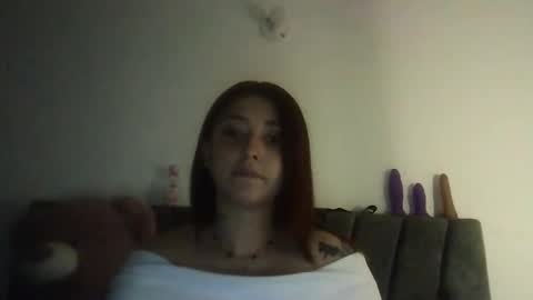natalia online show from May 12, 2026, 1:36 am