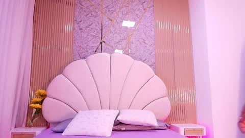 Natasha online show from April 6, 2026, 7:15 pm