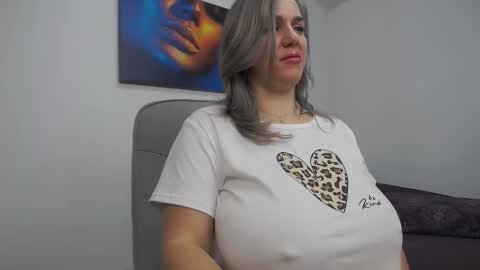 Snapshot of natashaboobs chatting on February 7, 2025, 9:26 am natashaboobs online show from February 7, 2025, 9:26 am