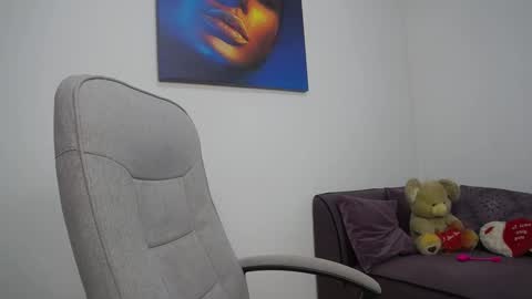 Snapshot of natashaboobs chatting on February 12, 2025, 10:35 am natashaboobs online show from February 12, 2025, 10:35 am