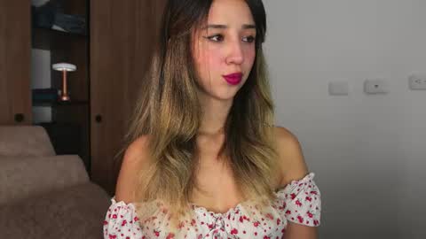 Natasha Independent model online show from March 2, 2026, 4:25 am