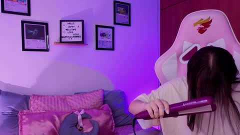 Snapshot of nathalia_ramirez_ chatting on March 1, 2026, 2:35 am Nathalia Ramirez online show from March 1, 2026, 2:35 am