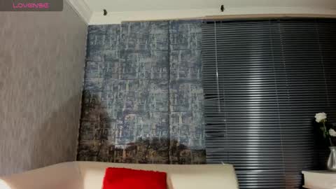        online show from January 18, 2026, 8:45 pm