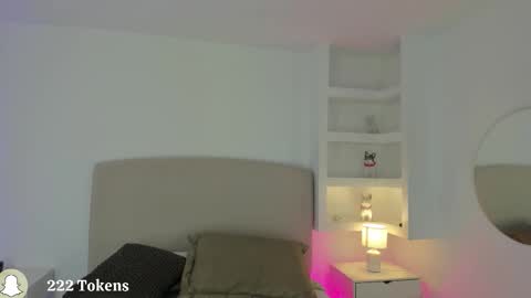 NATHALY  online show from January 17, 2026, 10:31 am