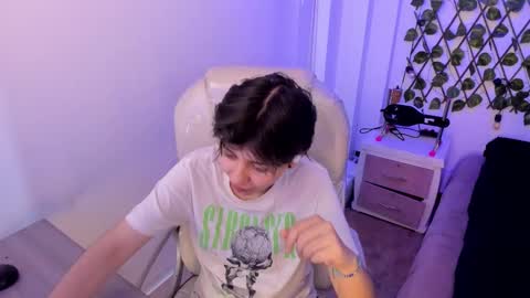 nathalyy_ds online show from September 19, 2025, 7:14 pm