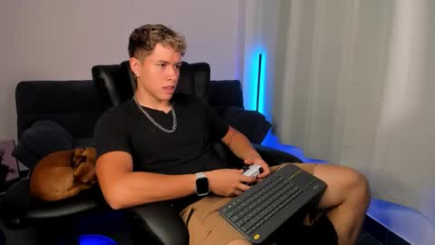 Nathan online show from November 6, 2025, 7:04 pm