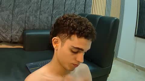 nathan_shimmer online show from April 1, 2026, 10:18 pm