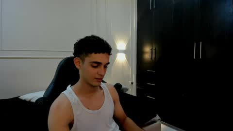 nathan_shimmer online show from May 10, 2026, 5:23 am
