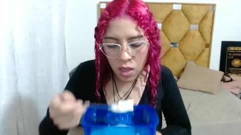 nathy_voyeur online show from March 27, 2026, 2:50 am