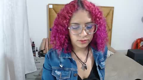 nathy_voyeur online show from April 25, 2026, 4:15 am