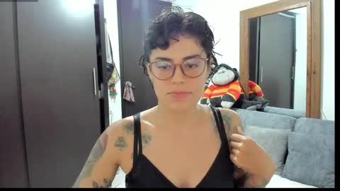 Snapshot of natt_op chatting on April 24, 2026, 12:35 am natt_op online show from April 24, 2026, 12:35 am