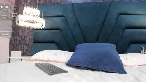 Snapshot of natty_roberts_ chatting on February 14, 2025, 10:04 pm Natty online show from February 14, 2025, 10:04 pm