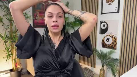 NATTY FIERROS online show from September 21, 2025, 7:32 am