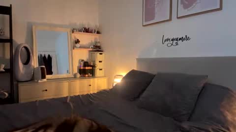 Snapshot of natural_milf69 chatting on February 22, 2026, 3:32 pm Natural Milf69 online show from February 22, 2026, 3:32 pm