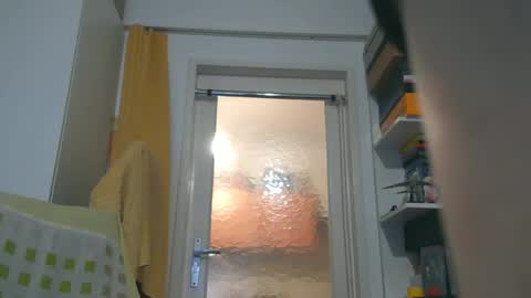 naturista25 online show from January 12, 2026, 4:34 pm