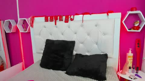 Naty online show from December 5, 2024, 6:43 am