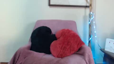 Snapshot of naty_naturalgirl chatting on March 25, 2026, 8:48 pm Nataly online show from March 25, 2026, 8:48 pm