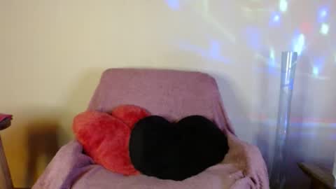 Snapshot of naty_naturalgirl chatting on June 4, 2026, 6:47 pm Nataly online show from June 4, 2026, 6:47 pm