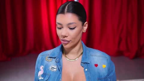 Snapshot of natydesiree chatting on January 30, 2025, 7:26 pm Naty online show from January 30, 2025, 7:26 pm