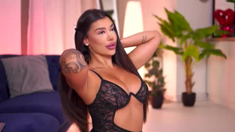 Naty online show from January 16, 2026, 7:51 pm