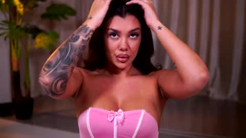 Naty online show from May 30, 2026, 7:44 pm