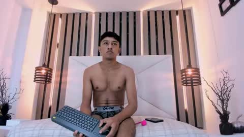 natzuki_ online show from February 20, 2026, 11:32 am