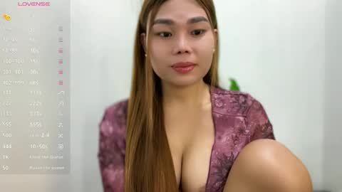 Snapshot of natzumiee_ chatting on February 16, 2026, 5:53 pm Shuvee Keiko Half Japanese Half Pinay online show from February 16, 2026, 5:53 pm