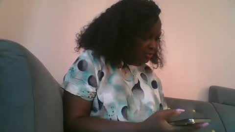 Snapshot of naughti_garlie chatting on February 3, 2026, 6:11 am naughti_garlie online show from February 3, 2026, 6:11 am