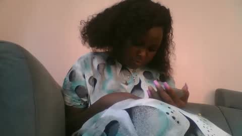 Snapshot of naughti_garlie chatting on February 3, 2026, 6:22 am naughti_garlie online show from February 3, 2026, 6:22 am