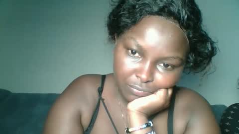Snapshot of naughti_garlie chatting on February 24, 2026, 6:39 pm naughti_garlie online show from February 24, 2026, 6:39 pm