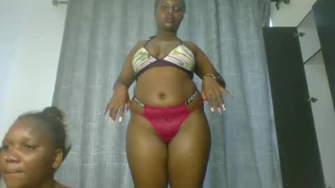 Snapshot of naughtty_bella8 chatting on July 10, 2026, 10:51 am naughtty_bella8 online show from July 10, 2026, 10:51 am