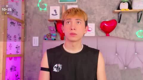 Christopher  Chris online show from February 20, 2026, 1:11 pm