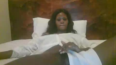 Snapshot of naughty_babe000 chatting on April 27, 2026, 7:39 am alisha online show from April 27, 2026, 7:39 am