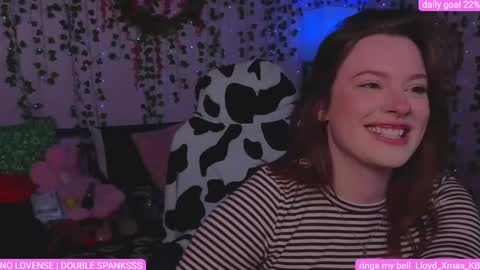 Snapshot of naughty_bella99 chatting on May 16, 2026, 12:40 am bella online show from May 16, 2026, 12:40 am