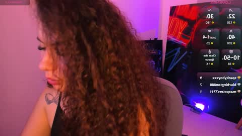 Snapshot of naughty_butt chatting on November 15, 2025, 4:43 am Megan online show from November 15, 2025, 4:43 am