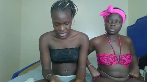 Snapshot of naughty_cee chatting on January 17, 2025, 2:29 am Naughty cee online show from January 17, 2025, 2:29 am