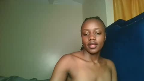 Snapshot of naughty_ellaa chatting on September 18, 2025, 12:51 pm naughty_ellaa online show from September 18, 2025, 12:51 pm