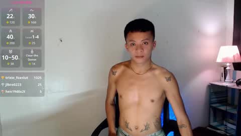 Snapshot of naughty_kirk chatting on March 17, 2026, 6:55 pm Kirk online show from March 17, 2026, 6:55 pm