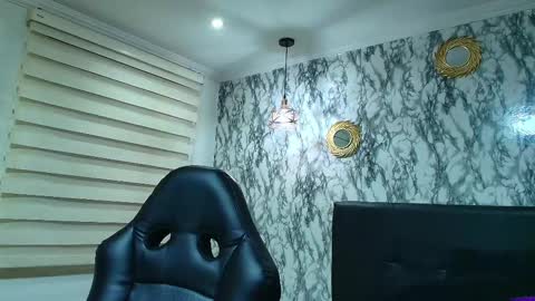 Kitten online show from February 28, 2025, 11:14 am