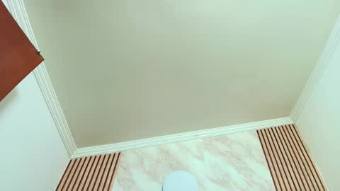 Kitten online show from October 18, 2025, 10:27 am