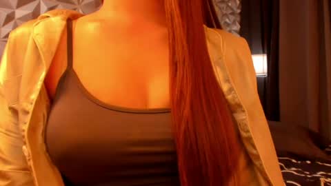 LEXY online show from April 17, 2026, 5:49 pm