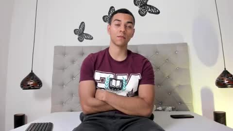 naughty_mike_01 online show from January 3, 2025, 7:29 pm