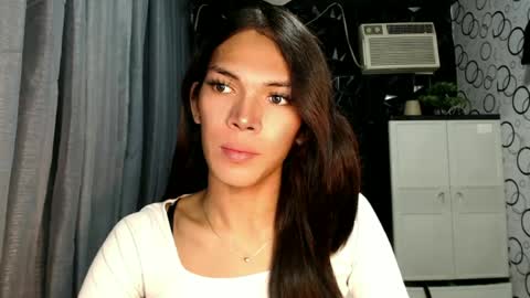 Snapshot of naughty_princess24 chatting on June 16, 2026, 8:33 pm Ariela online show from June 16, 2026, 8:33 pm