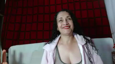 Snapshot of naughty_tita chatting on June 15, 2026, 9:22 am Tita Madurita online show from June 15, 2026, 9:22 am