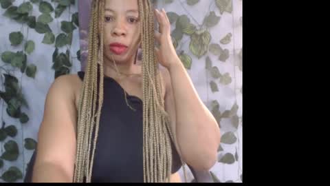 Snapshot of naughty_xxbunny chatting on February 1, 2025, 7:47 am beauty online show from February 1, 2025, 7:47 am