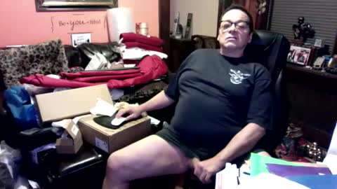 naughtybone online show from March 5, 2026, 6:53 am