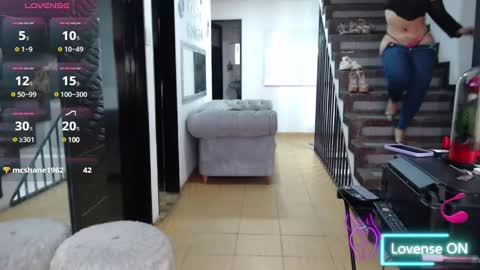 Mariana online show from March 8, 2025, 2:19 pm